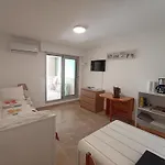 Renove Front De Avec Climatisation Et Animaux Admis, Ideal Pour 2 Personnes A - Fr-1-338-606 *
